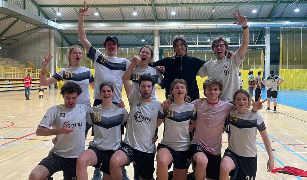 FBZ Mixed haalt brons in de indoor
